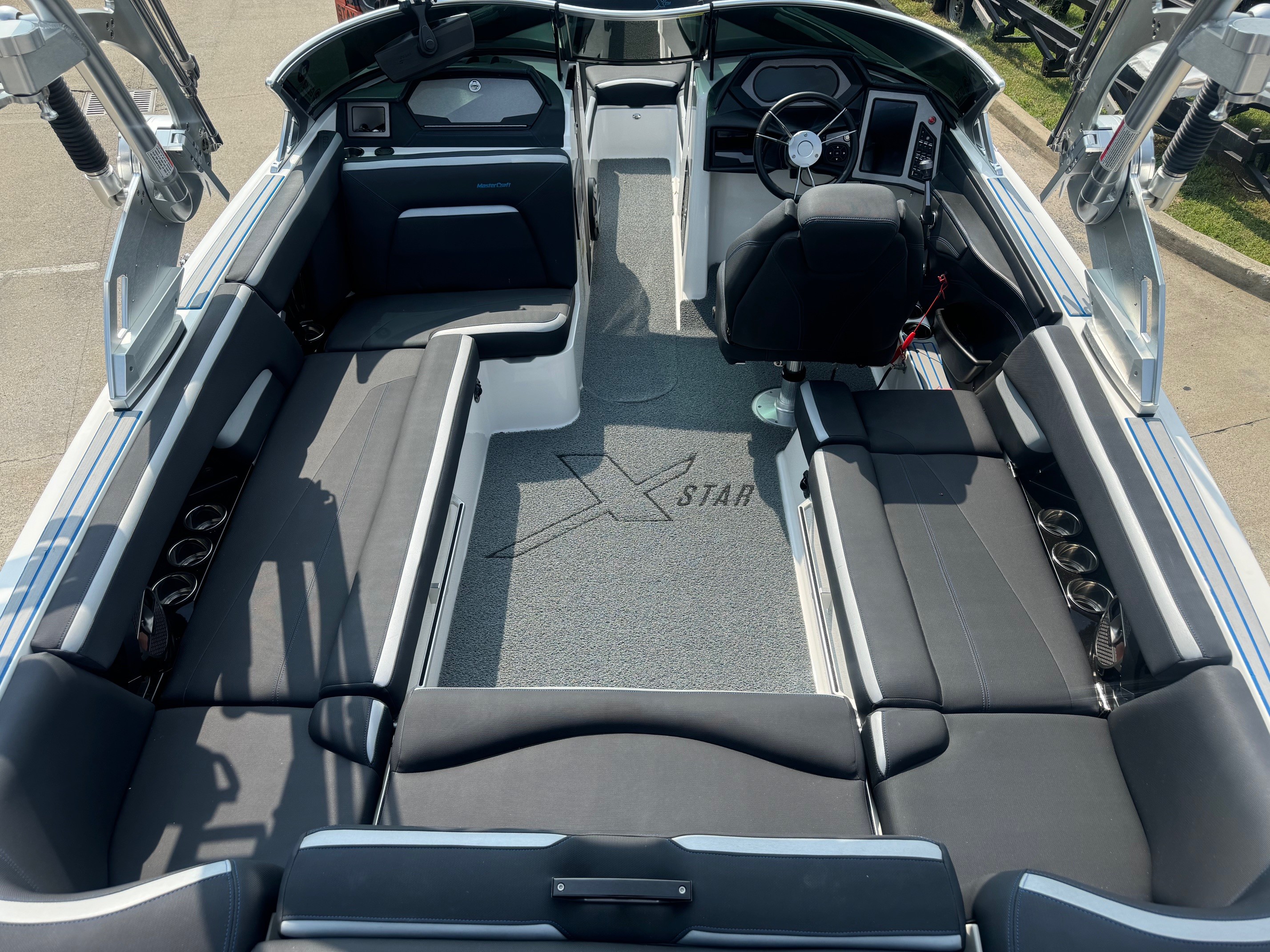 2019 MasterCraft XStar Icon